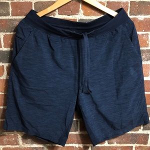 Lululemon men’s T.H.E short 9 inch linerless